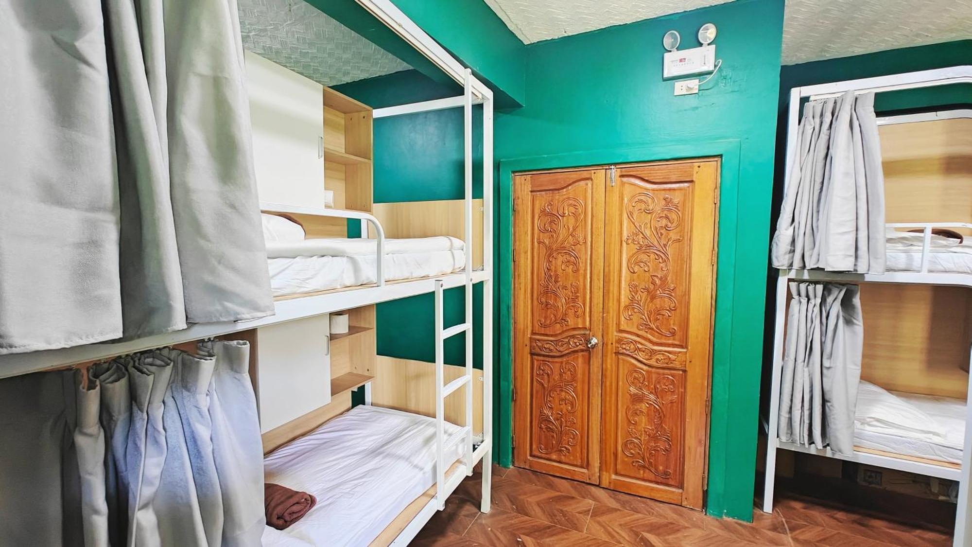 80 Bar Hostel 科隆 外观 照片